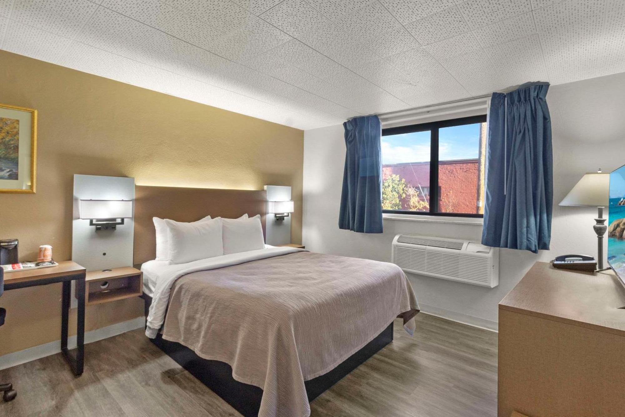 Quality Inn & Suites Downtown Green Bay Eksteriør bilde